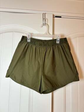 Madewell MWL Make Weekends Longer Active Woven Pull-On Shorts Olive Green Size S